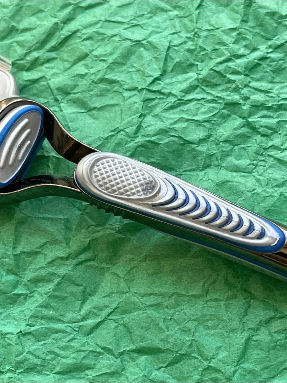 Gillette Fusion Men’s Razor - Blue and Silver